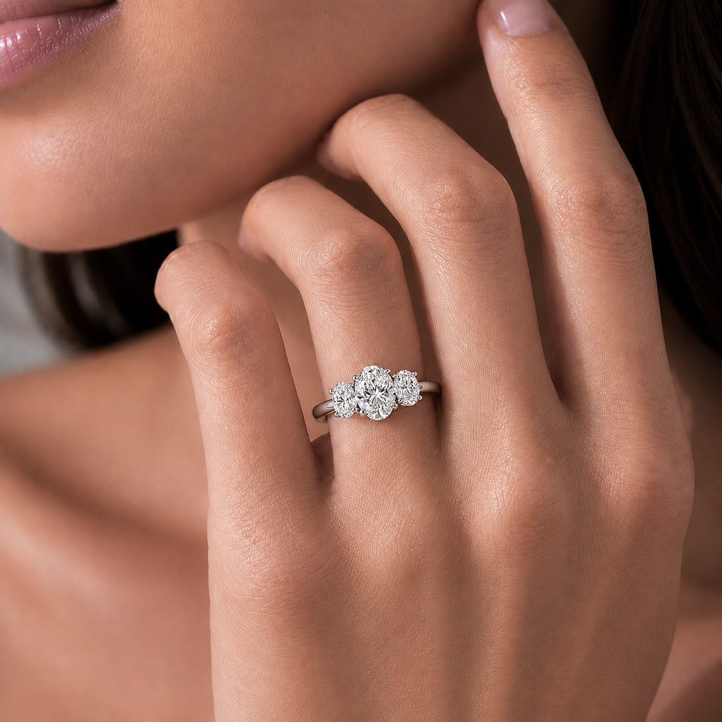 Venturant 2.00-5.00 Carat T.W. Oval-cut Lab Grown Diamond (F/VS+) 14K Gold 3 Stone Ring