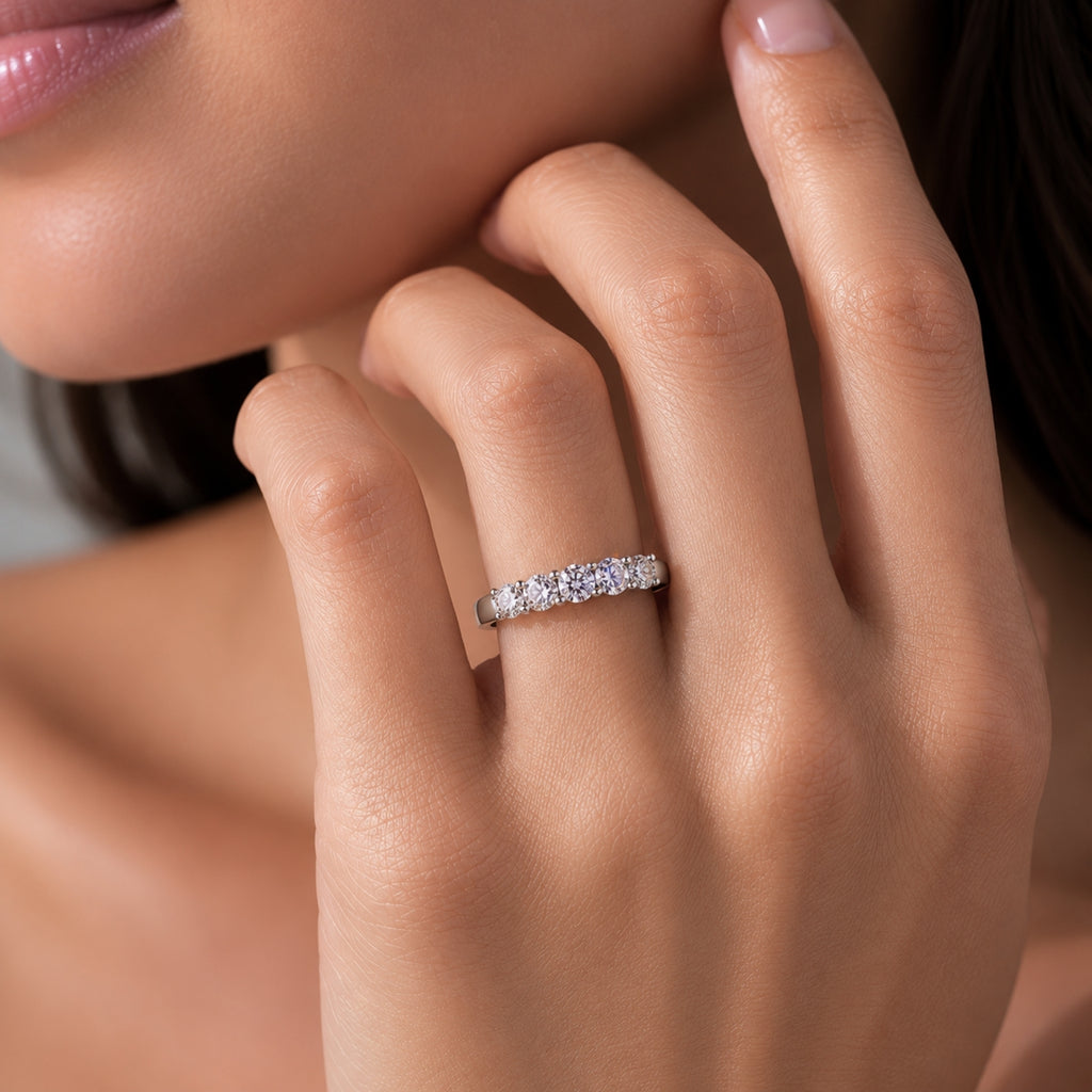 Venturant 1.00-5.00 Carat T.W. Round-cut Lab Grown Diamond (F/VS+) 14K Gold 5 Stone Band Ring