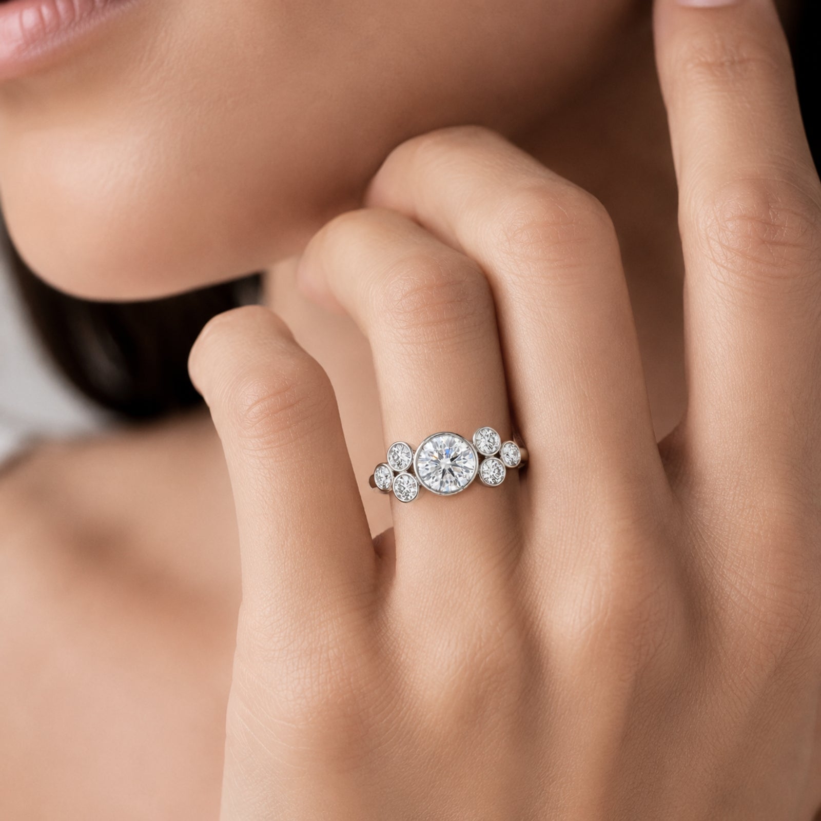 Venturant 2.00 Carat T.W. Round-cut Lab Grown Diamond (F/VS+) 14K Gold Bezel Set 7 Stone Ring