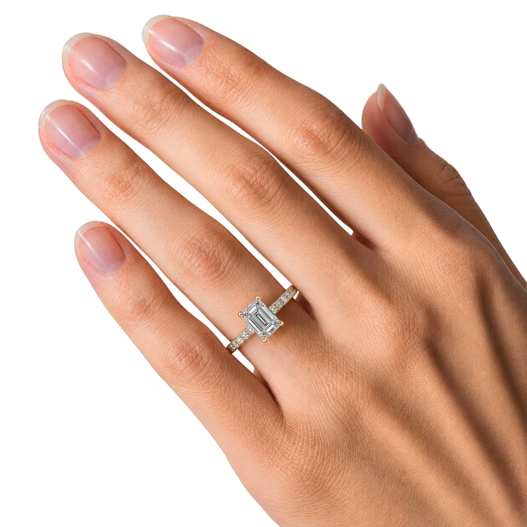 Venturant 1.50-4.50 Carat T.W. Emerald and Round-cut Lab Grown Diamond (F/VS+) 14K Gold Solitaire Band Ring