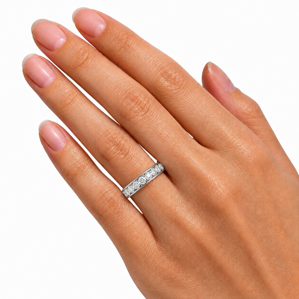 Venturant 0.50 - 3.00 Carat T.W. Round-cut Lab Grown Diamond (F/VS+) 14K Gold 11 Stone Channel Set Ring