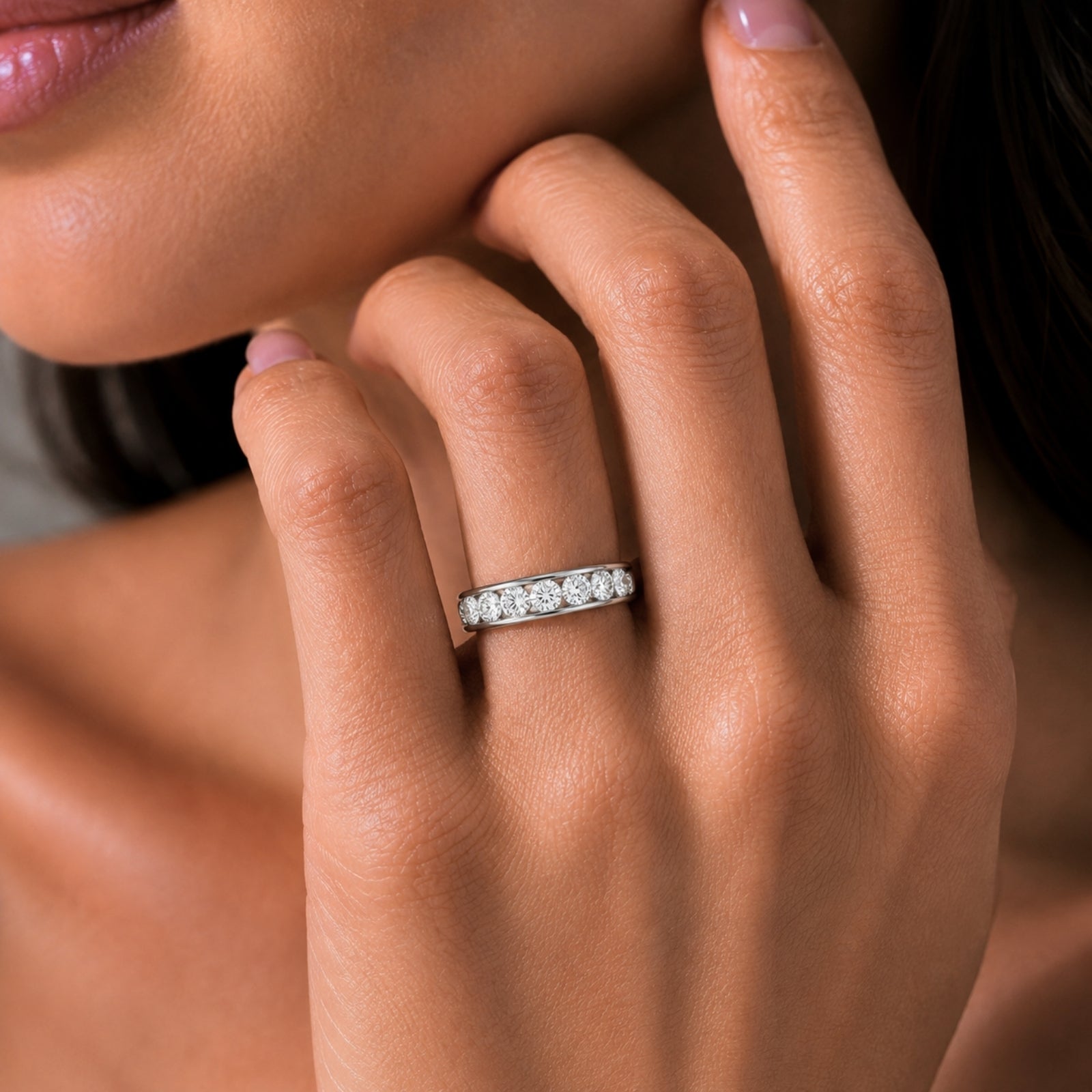 Venturant 0.50 - 3.00 Carat T.W. Round-cut Lab Grown Diamond (F/VS+) 14K Gold 11 Stone Channel Set Ring