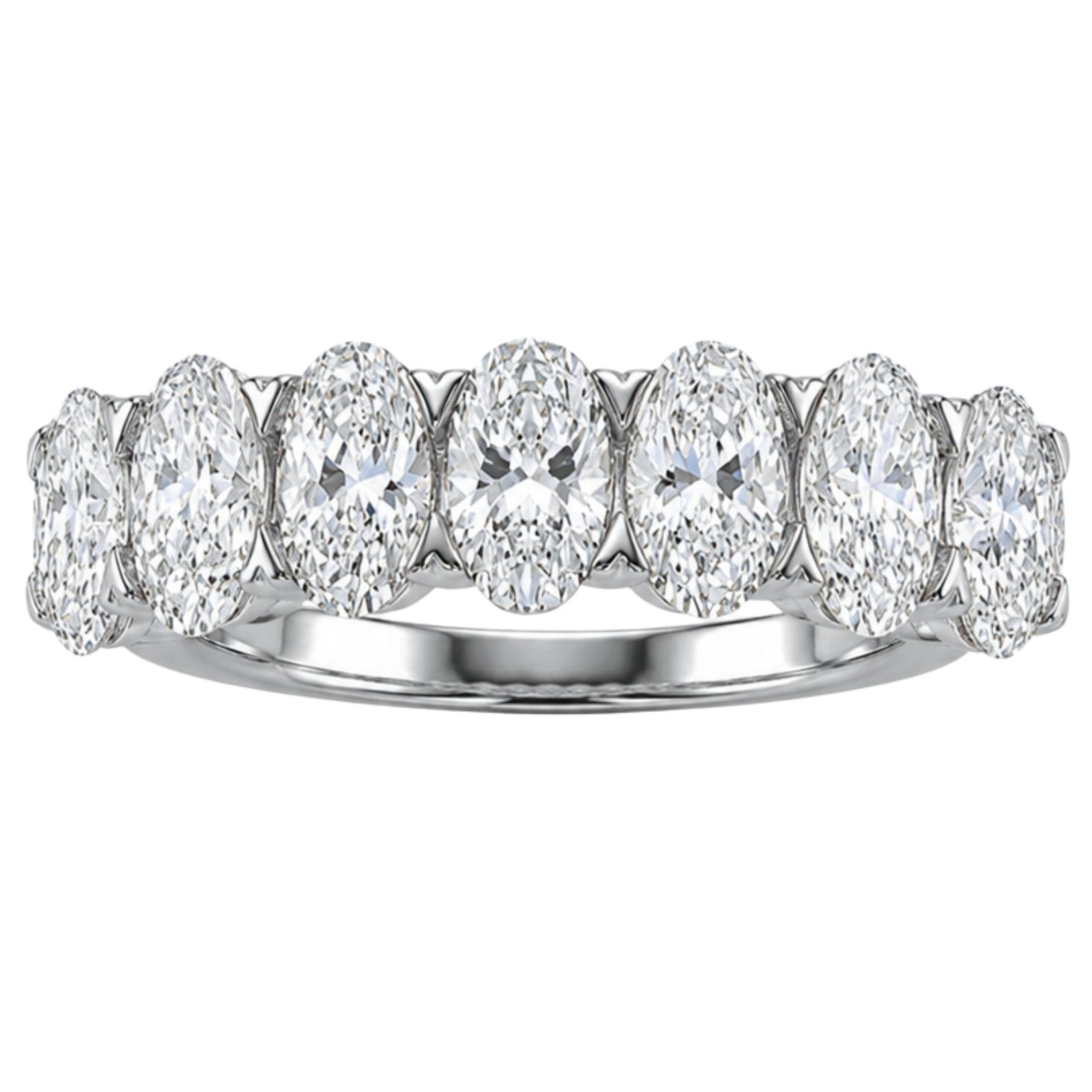 Venturant 2.00 -3.00 Carat T.W. Oval-cut Lab Grown Diamond (F/VS+) 14K Gold 7 Stone Band Ring