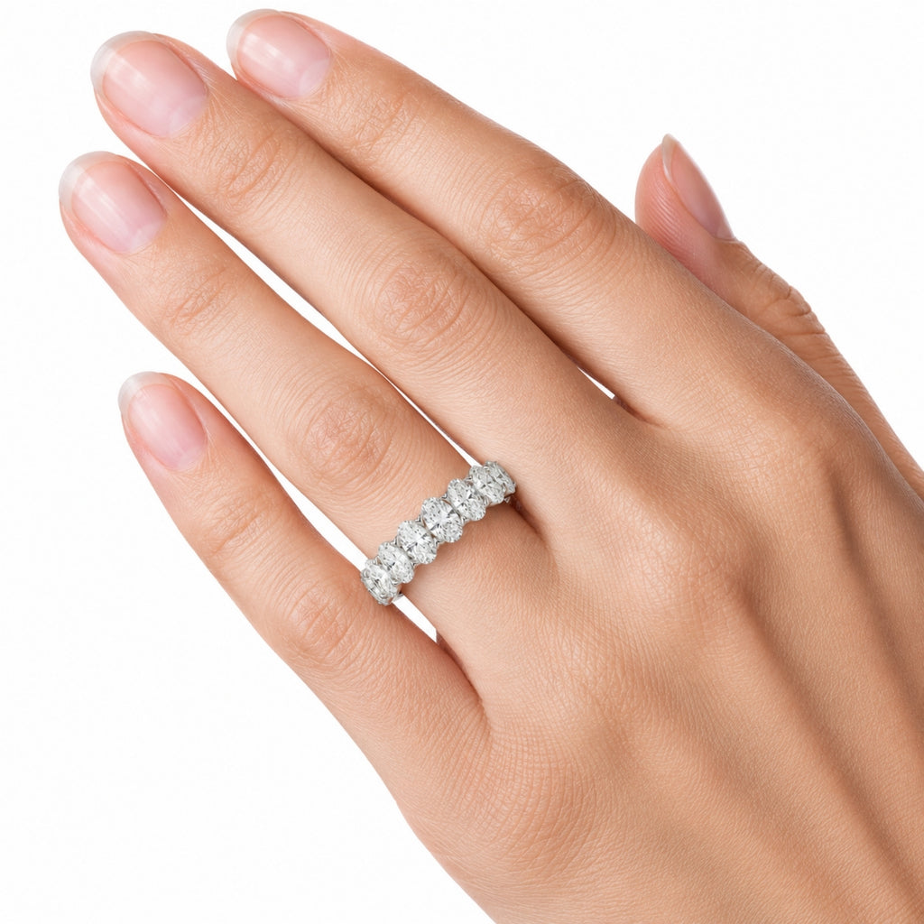 Venturant 2.00 -3.00 Carat T.W. Oval-cut Lab Grown Diamond (F/VS+) 14K Gold 7 Stone Band Ring