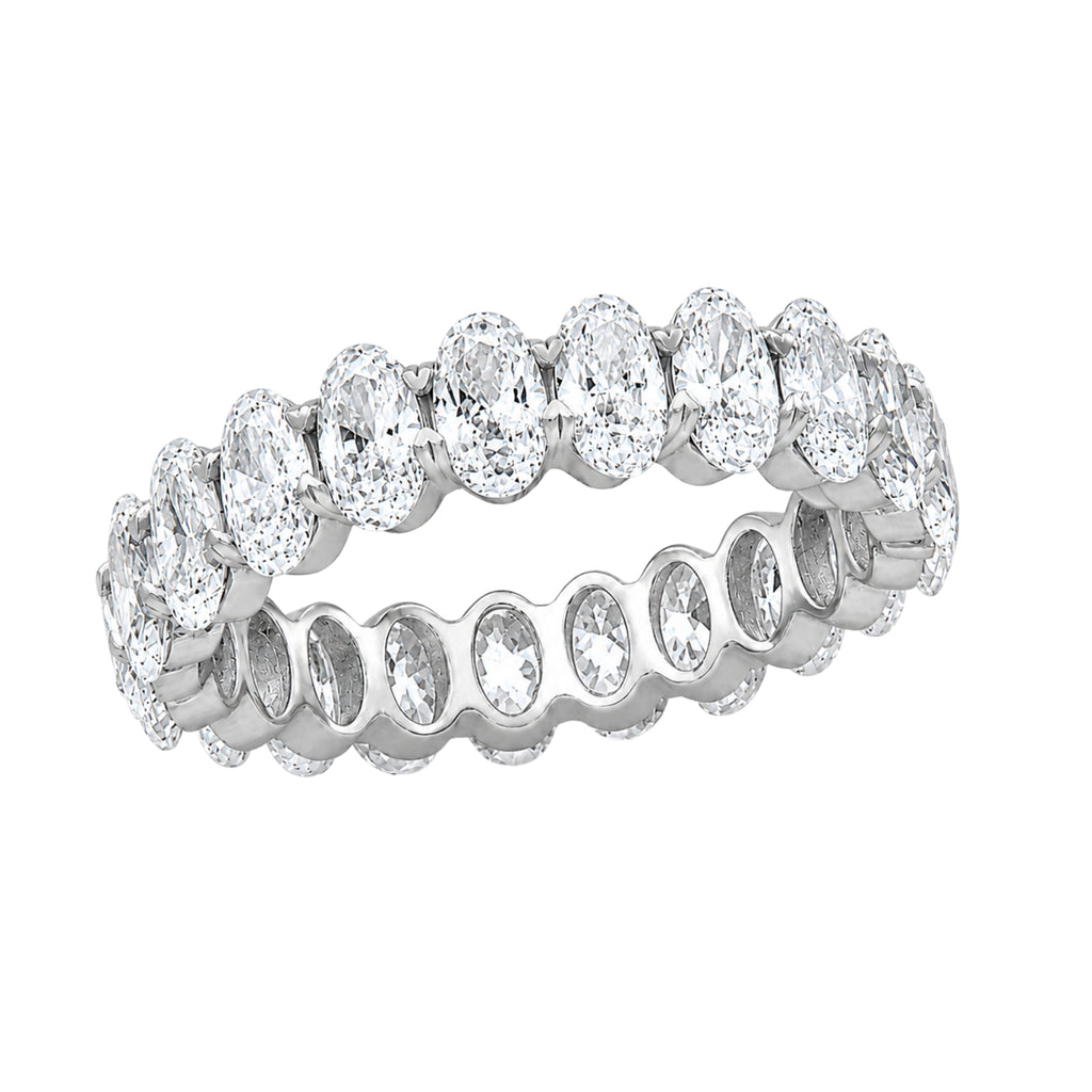 Venturant 5.00 - 7.00 Carat T.W. Oval-cut Lab Grown Diamond (F/VS+) 14K Gold Eternity Band Ring