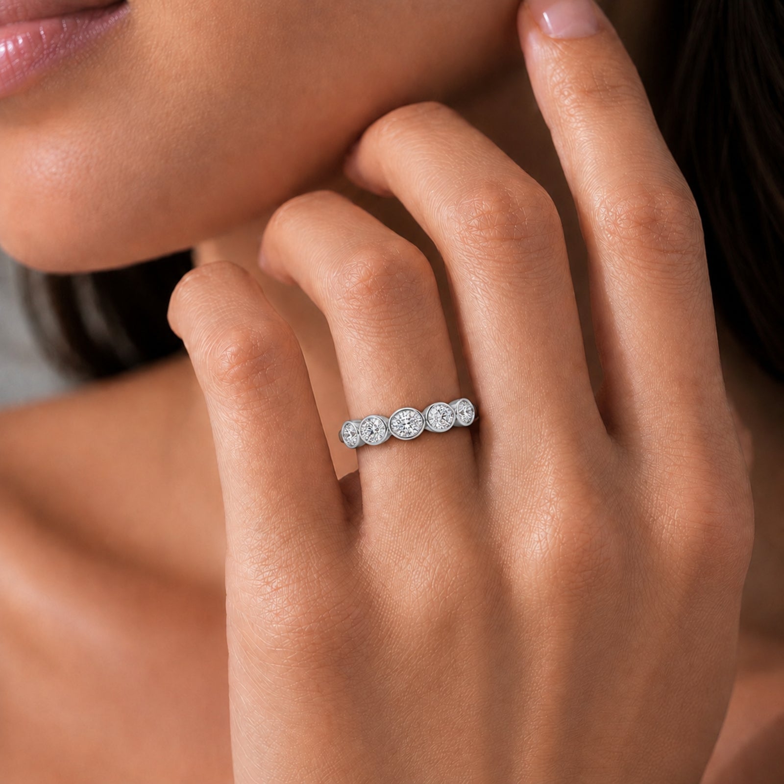 Venturant 3.00 Carat T.W. Oval-cut Lab Grown Diamond (F/VS+) 14K Gold Bezel Set 5 Stone Band Ring