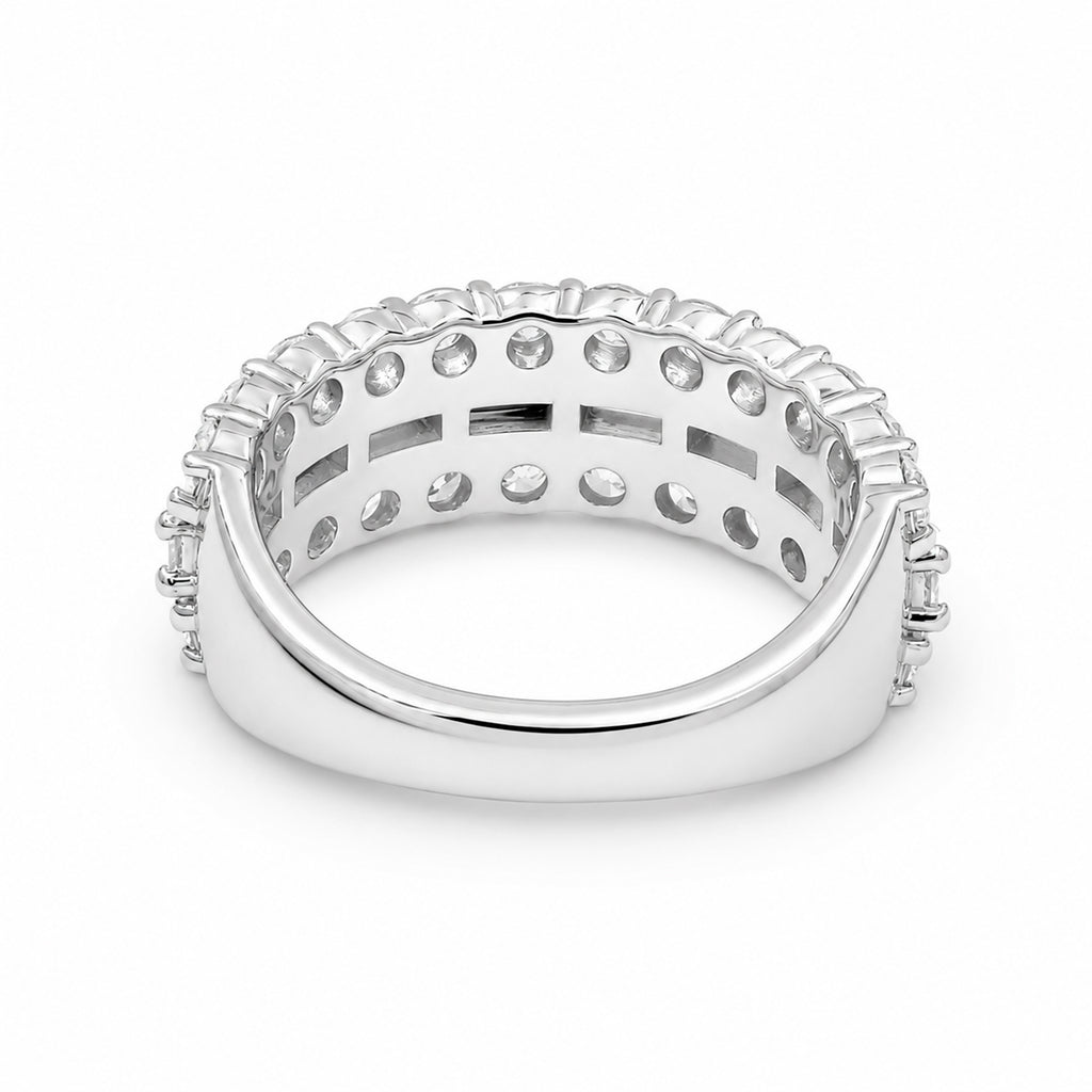Venturant Lab Grown Diamond (F/VS+) 4.10 carat Round cut Sterling Silver Band Ring - Sterling Silver | Gold over Silver